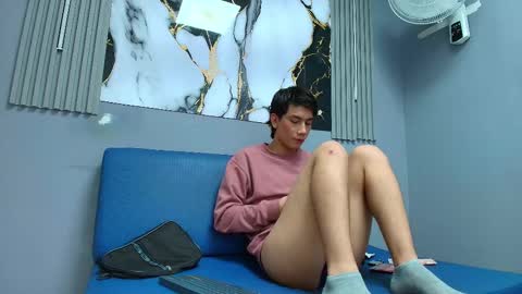 raphael_nyon1 online show from March 2026 03:56:01 AM