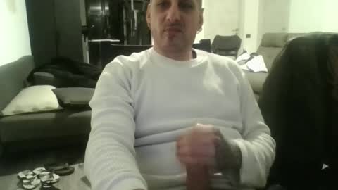 Snapshot of rapzerr chatting on February 2025 06:37:02 PM rapzerr online show from February 2025 06:37:02 PM