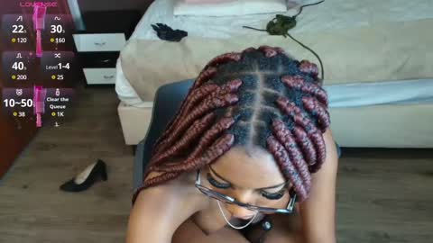 Raquel online show from February 2025 05:37:01 PM