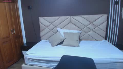 Raquel online show from November 2025 11:43:01 AM