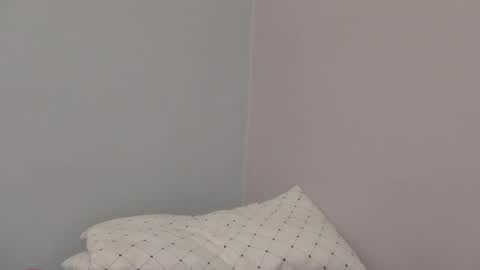 Snapshot of rare_pearl01 chatting on April 2026 07:51:02 PM Rare Pearl01 online show from April 2026 07:51:02 PM