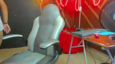 Snapshot of rashelderosa chatting on June 2026 01:01:02 PM RashelDerosa online show from June 2026 01:01:02 PM