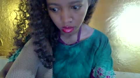 Snapshot of rasoanirinaa chatting on June 2026 01:03:01 AM rasoanirinaa online show from June 2026 01:03:01 AM