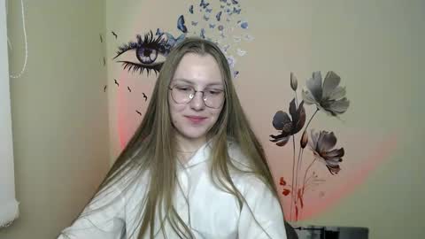 raspberry0101 online show from December 2024 08:33:02 AM