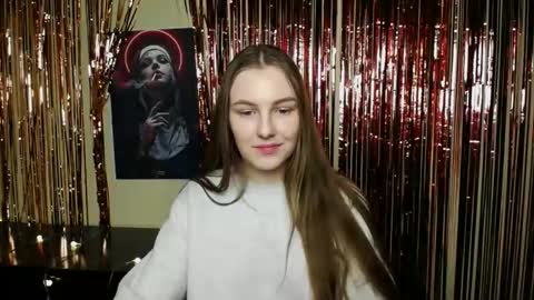 raspberry0101 online show from December 2024 06:49:02 PM