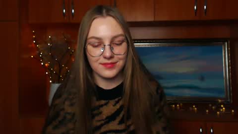 raspberry0101 online show from December 2024 03:00:02 PM