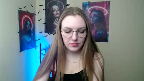 raspberry0101 online show from November 2025 07:36:02 AM