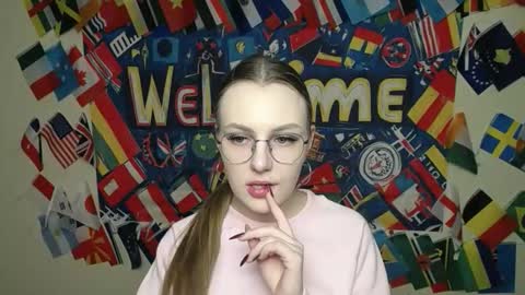 raspberry0101 online show from December 2025 01:59:02 PM