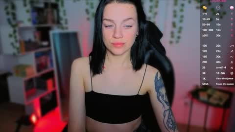 Snapshot of raspberry__girl chatting on September 2025 08:53:02 PM Rita  My schedule for this week Thursday-Monday  online show from September 2025 08:53:02 PM
