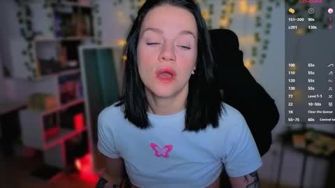 Snapshot of raspberry__girl chatting on September 2025 08:09:02 PM Rita  My schedule for this week Thursday-Monday  online show from September 2025 08:09:02 PM
