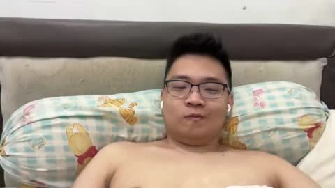 randomnaut online show from December 2024 07:43:02 PM