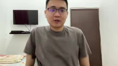 randomnaut online show from December 2024 02:17:02 PM