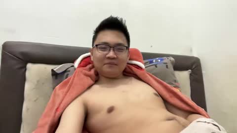 randomnaut online show from February 2026 07:32:02 PM