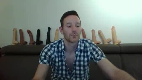 Thomas online show from April 2026 06:59:02 PM