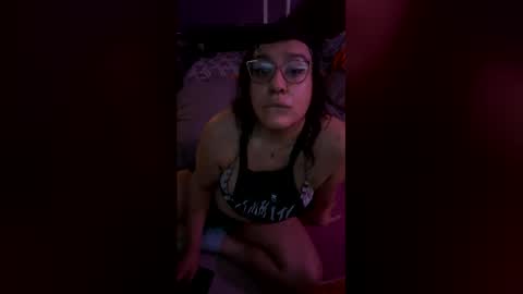Snapshot of rattlesnakebitch chatting on July 2026 01:54:01 AM Rattlesnake Bitch 666 online show from July 2026 01:54:01 AM