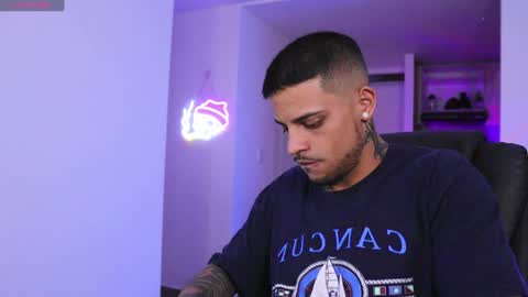 Snapshot of rausch77 chatting on December 2024 08:05:01 AM rausch77 online show from December 2024 08:05:01 AM