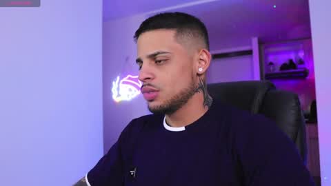 Snapshot of rausch77 chatting on December 2024 03:37:02 AM rausch77 online show from December 2024 03:37:02 AM