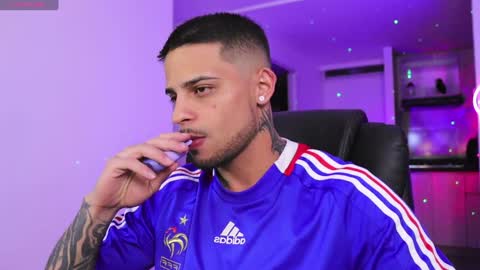 Snapshot of rausch77 chatting on December 2024 09:28:02 AM rausch77 online show from December 2024 09:28:02 AM