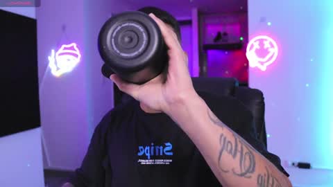 Snapshot of rausch77 chatting on January 2025 07:08:01 AM rausch77 online show from January 2025 07:08:01 AM