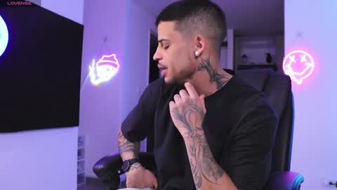 Snapshot of rausch77 chatting on January 2025 07:00:01 AM rausch77 online show from January 2025 07:00:01 AM