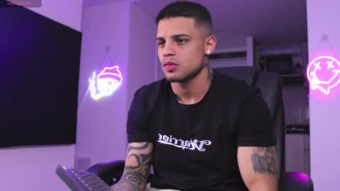 Snapshot of rausch77 chatting on February 2025 07:55:02 AM rausch77 online show from February 2025 07:55:02 AM