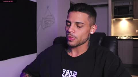 Snapshot of rausch77 chatting on February 2025 09:45:02 AM rausch77 online show from February 2025 09:45:02 AM