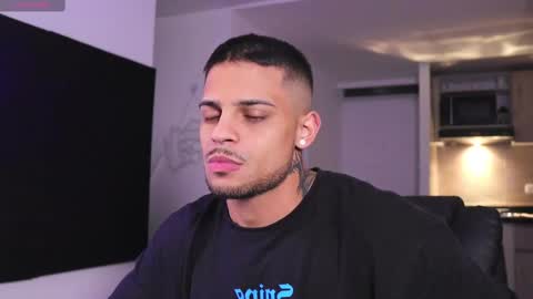 Snapshot of rausch77 chatting on March 2025 11:28:01 AM rausch77 online show from March 2025 11:28:01 AM