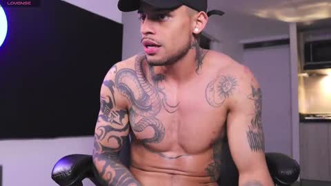 Snapshot of rausch77 chatting on March 2025 12:41:01 PM rausch77 online show from March 2025 12:41:01 PM