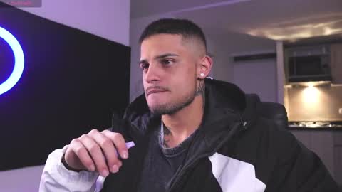 Snapshot of rausch77 chatting on March 2025 03:16:01 AM rausch77 online show from March 2025 03:16:01 AM