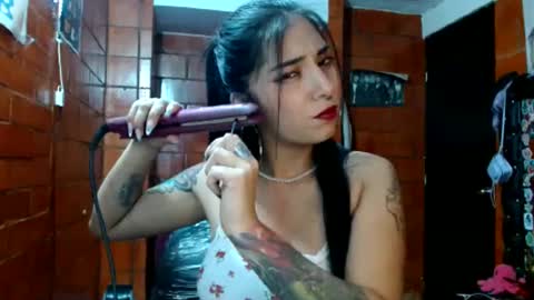 Snapshot of raven__purple chatting on January 2025 12:17:02 AM raven__purple online show from January 2025 12:17:02 AM