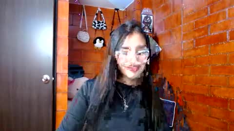 Snapshot of raven__purple chatting on March 2025 02:39:02 AM raven__purple online show from March 2025 02:39:02 AM