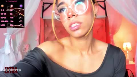 Snapshot of raven_dooll chatting on March 2026 10:03:02 PM Raven online show from March 2026 10:03:02 PM