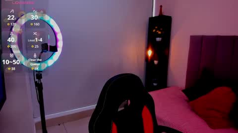 raven_loove online show from April 2026 08:53:02 PM