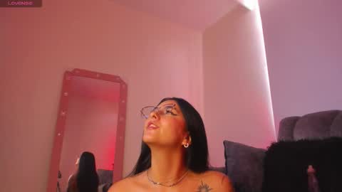   online show from February 2026 01:06:01 PM