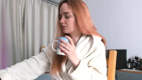 Snapshot of raven_radiantt chatting on November 2025 07:03:02 AM Janet online show from November 2025 07:03:02 AM