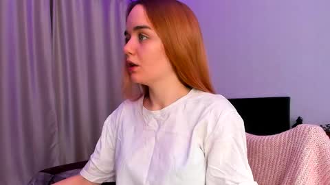 Snapshot of raven_radiantt chatting on December 2025 07:03:02 AM Janet online show from December 2025 07:03:02 AM