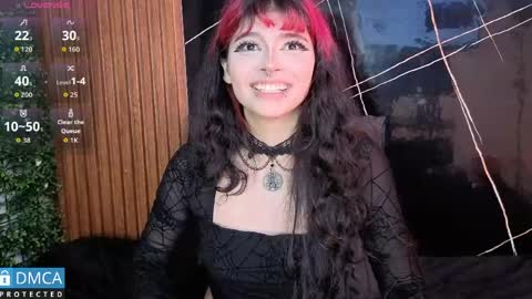 Snapshot of raven_rox_ chatting on April 2026 01:42:02 AM raven_rox_ online show from April 2026 01:42:02 AM