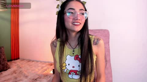 Snapshot of raven_smith_ chatting on April 2026 05:29:02 AM raven_smith_ online show from April 2026 05:29:02 AM