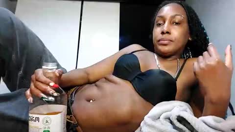 Snapshot of ravenbby chatting on March 2026 12:53:01 PM ravenbby online show from March 2026 12:53:01 PM