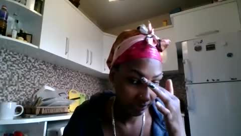 Snapshot of ravenbby chatting on April 2026 05:47:02 AM ravenbby online show from April 2026 05:47:02 AM