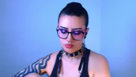 Snapshot of ravendarkness_ chatting on April 2026 06:58:02 AM ravendarkness_ online show from April 2026 06:58:02 AM