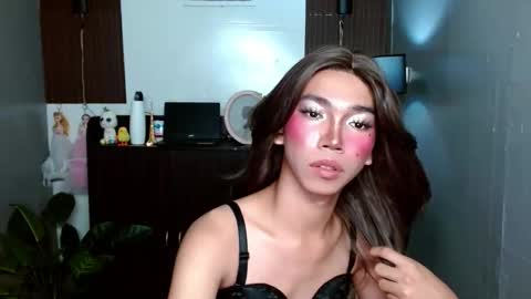 ravennaxx online show from February 2025 01:31:01 AM