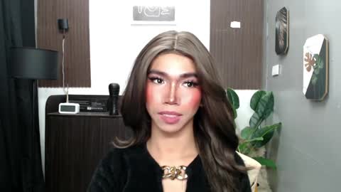 ravennaxx online show from February 2025 04:18:02 AM