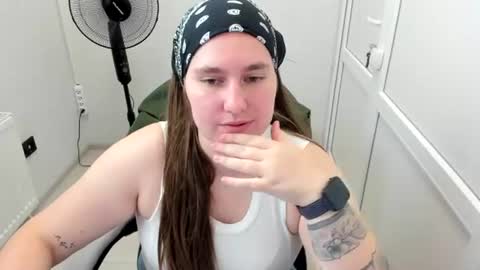 Snapshot of ravenncloud chatting on July 2026 06:47:02 AM Raven online show from July 2026 06:47:02 AM