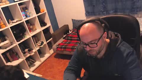 ravingr3d3 online show from February 2025 11:26:02 PM