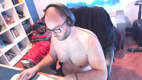 ravingr3d3 online show from March 2025 03:18:01 PM