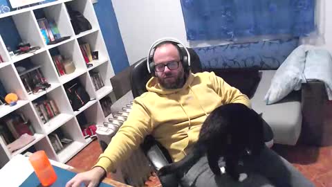 ravingr3d3 online show from November 2025 10:03:02 PM