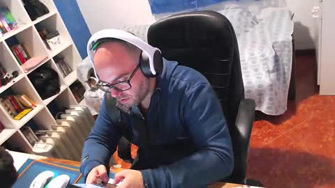 ravingr3d3 online show from February 2026 09:46:02 PM