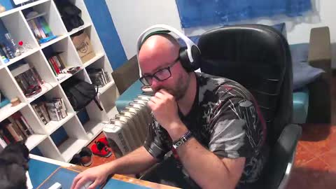 ravingr3d3 online show from April 2026 09:08:02 PM