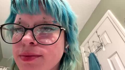 Snapshot of ravyn_xoxo chatting on September 2025 06:41:02 PM Ravynn 3 online show from September 2025 06:41:02 PM